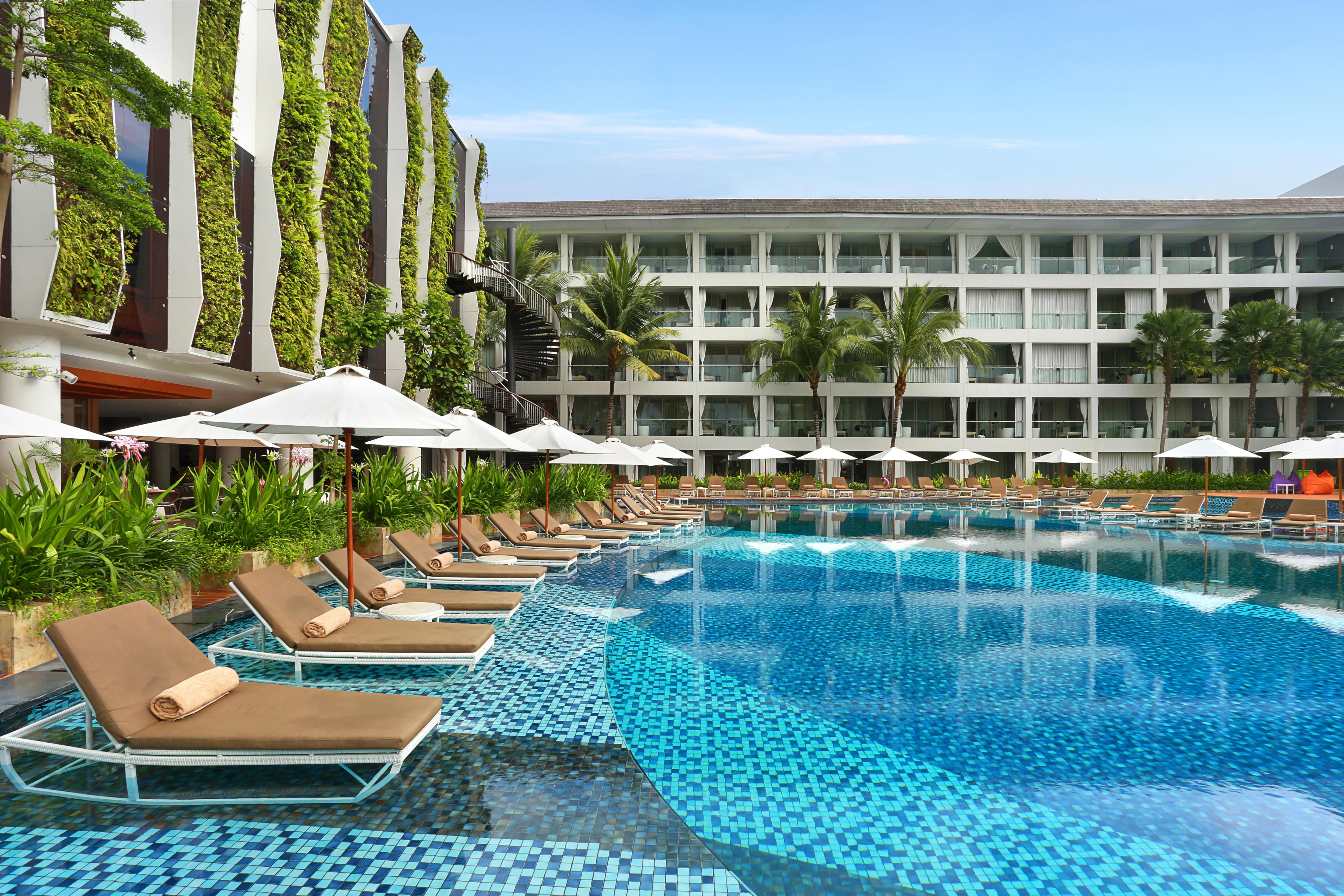 The Stones Hotel - Legian Bali, Autograph Collection Kuta  Exterior photo The pool at the W Retreat & Spa, Phuket