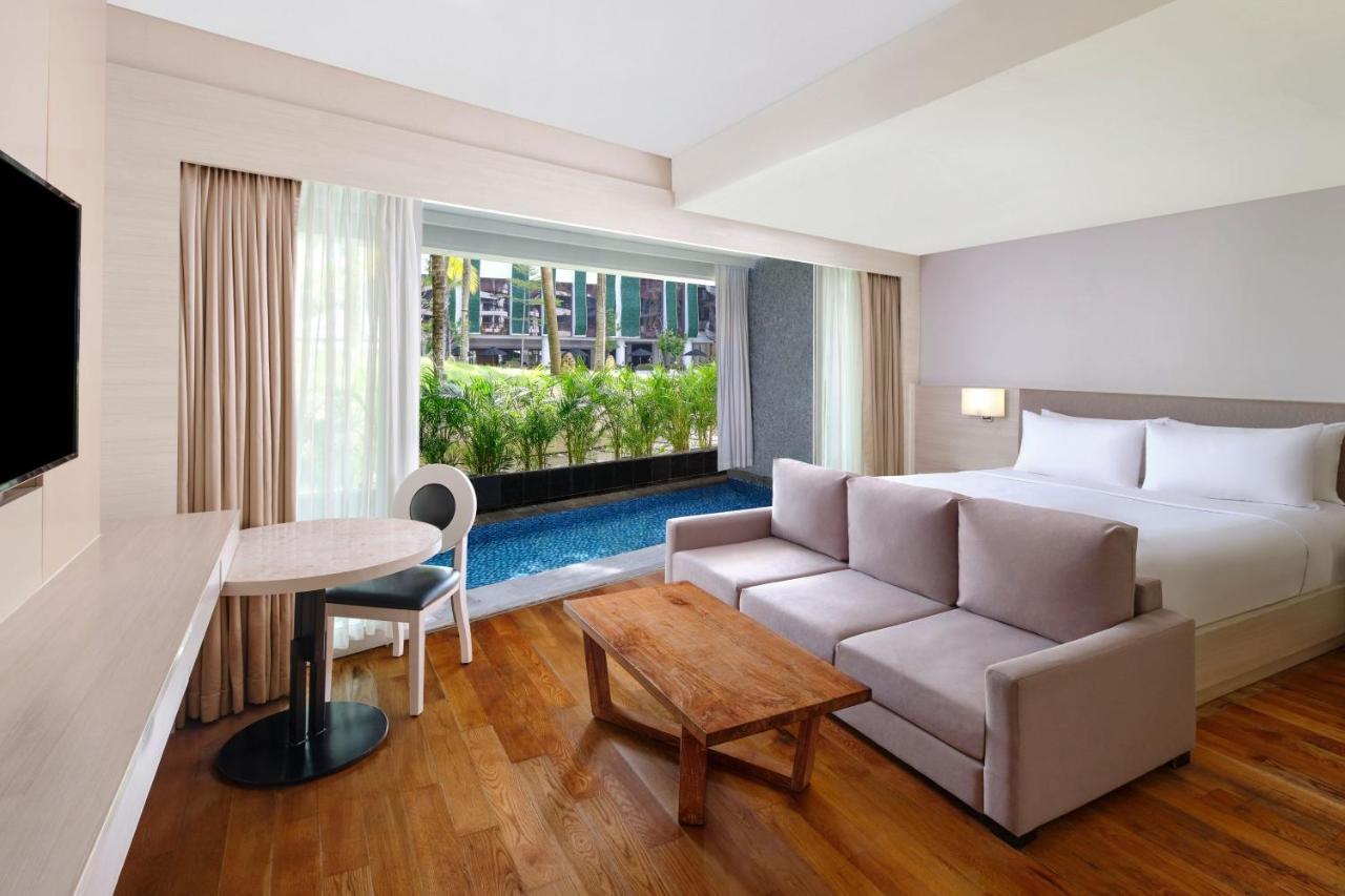 The Stones Hotel - Legian Bali, Autograph Collection Kuta  Exterior photo Deluxe Pool Access