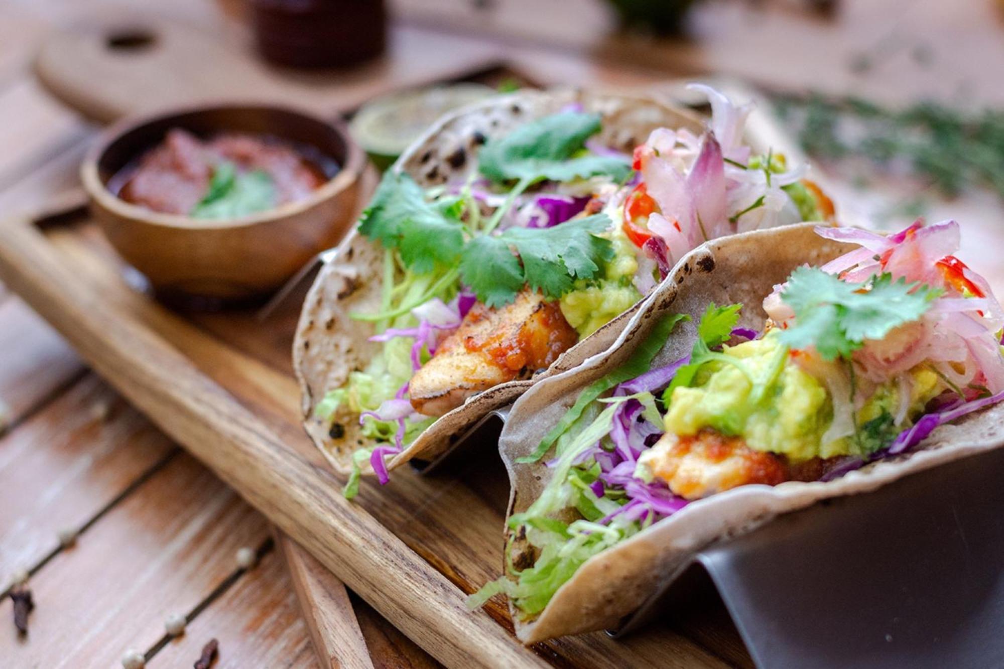 The Stones Hotel - Legian Bali, Autograph Collection Kuta  Exterior photo Tacos